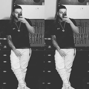 Meet your Posher, Jonathan